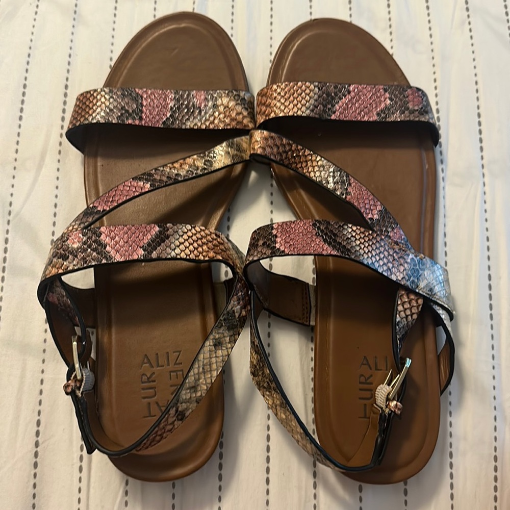 Naturalizer Sadie snake print sandals size 9.5!